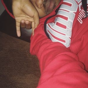 Meet your Posher, Duval